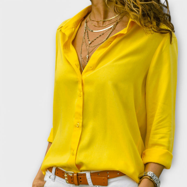 Mara – Savršena bluza s profinjenim detaljima